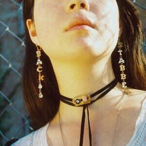 JIWINAIA Flower Razor Blade Velvet Necklace